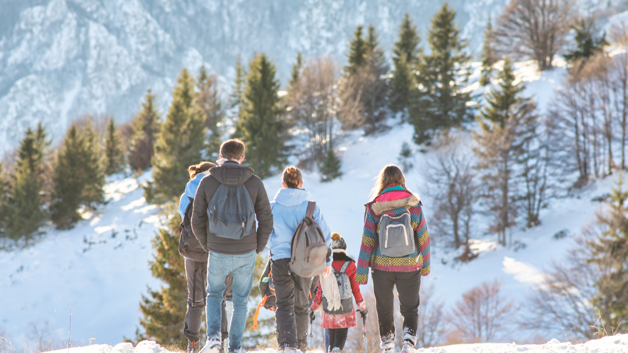 Família na neve